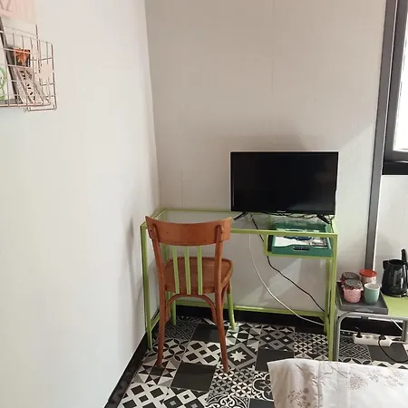 Alojamento de Acomodação e Pequeno-almoço Le Repaire Des Ecureuils